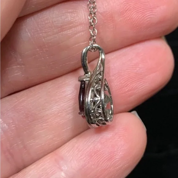 Genuine Diamond and Garnet 10k gold and 925 Necklace - Picture 5 of 6